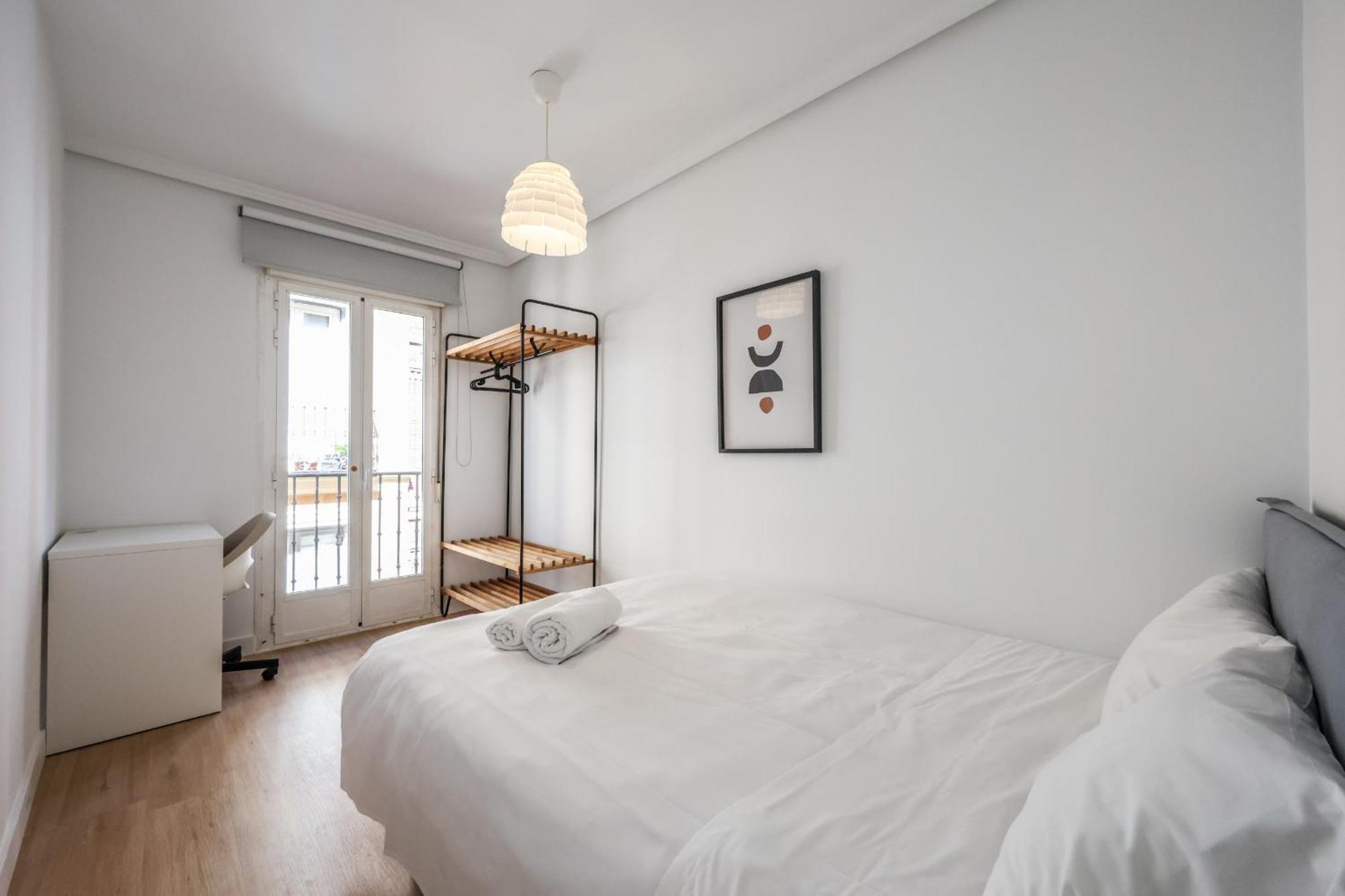 Apartamentos Reformados En Tirso De Molina Act Madrid Exteriör bild
